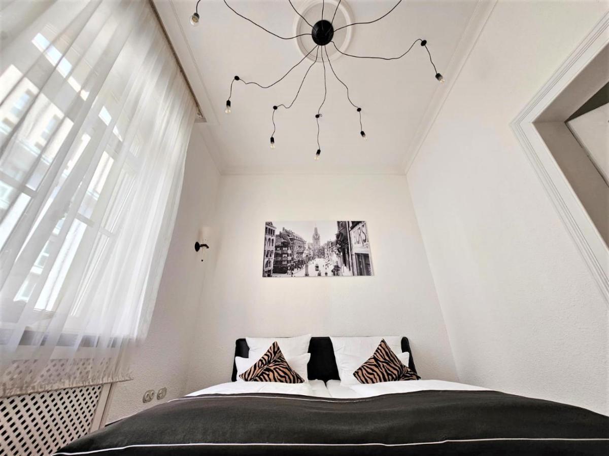 Historical Luxury Homes - Stadtvilla Mit Jacuzzi Und Garten Freiburg im Breisgau Exterior foto